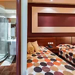 Canadian 3* Laganas