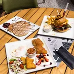 Canadian Hotel 3*