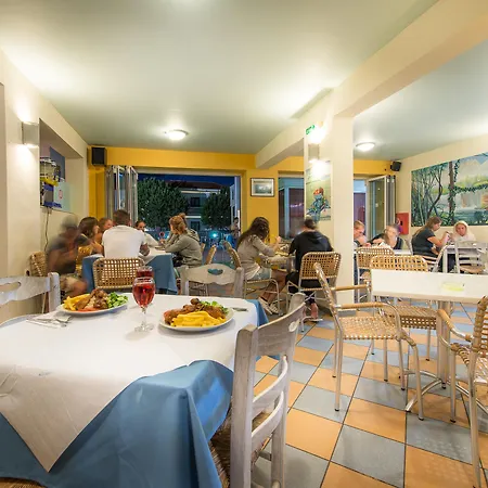 ホテル Canadian 3*