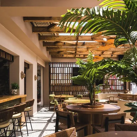 Canadian Hotell Laganas