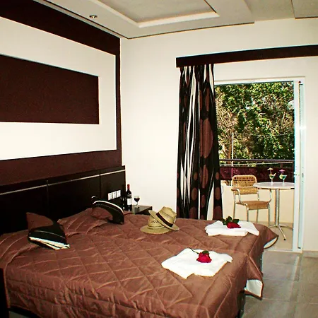 Hotell Canadian 3*