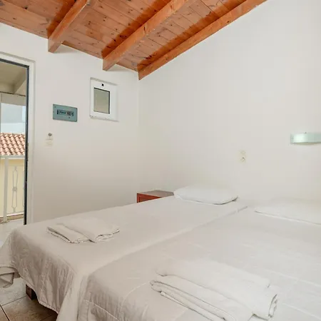 Canadian Hotell 3*