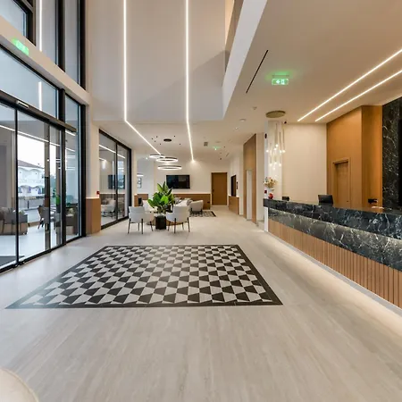 Canadian Hotell 3*