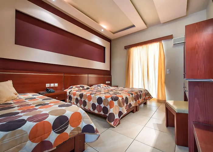 Canadian Hotel
