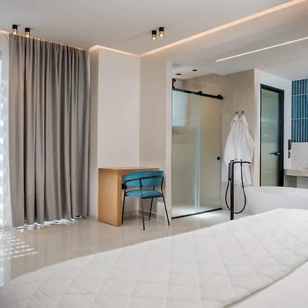 Canadian 3* لاغاناس