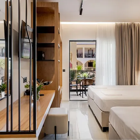 Canadian لاغاناس